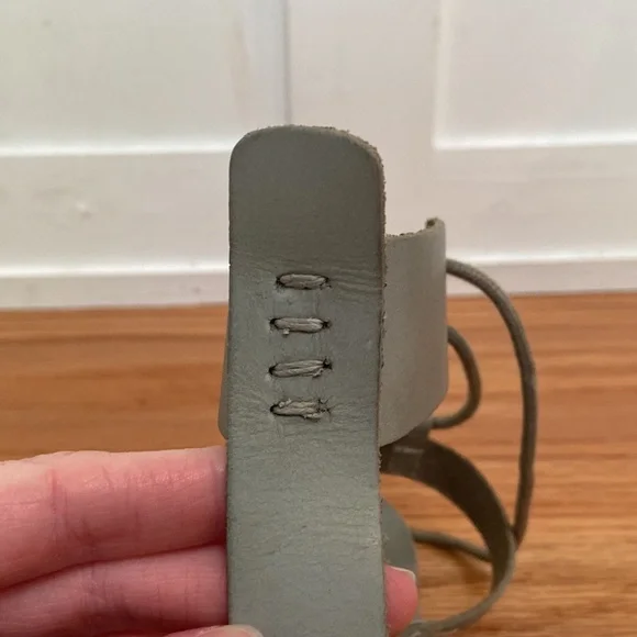 Free People Vacation Day Wrap Sandals Light Grey Leather Size 37 EU 7 US - Picture 9 of 13